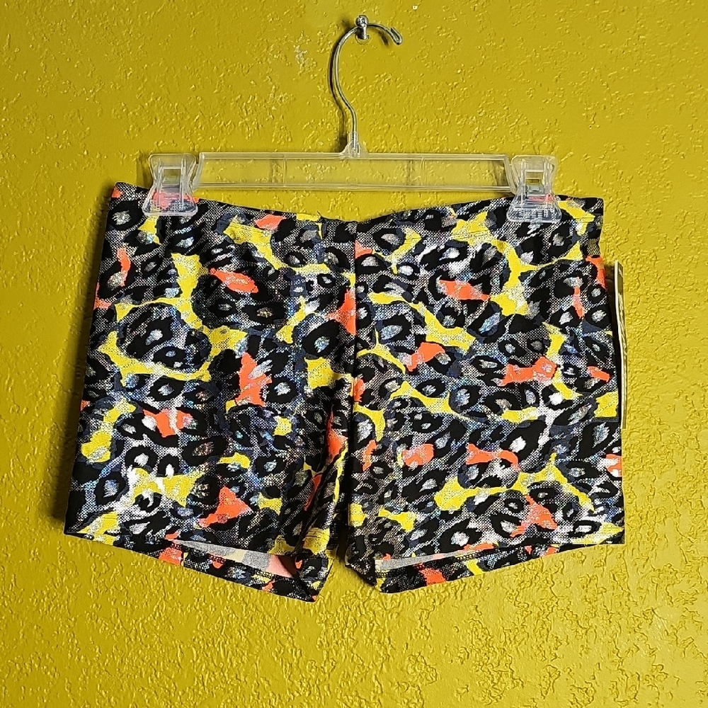 NWT Size XL Body Wrappers Multicolor Leopard Print Hot Shorts